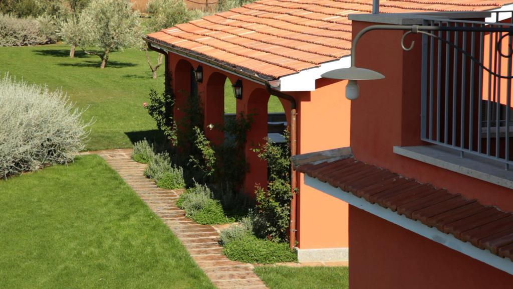 Agriturismo Piani Della Marina Монтальто-ди-Кастро Экстерьер фото